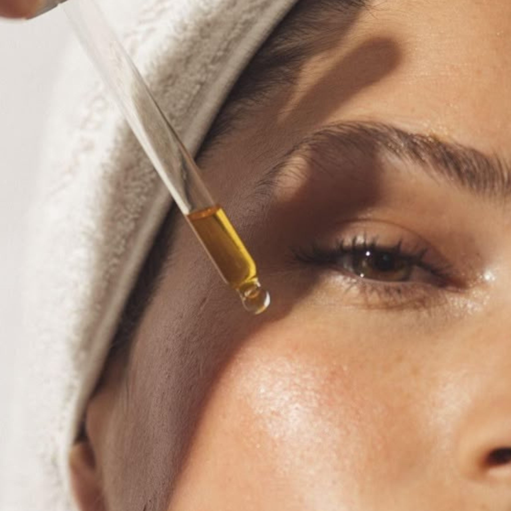 Sérum Renovador con Retinol Noche · 30 ml
